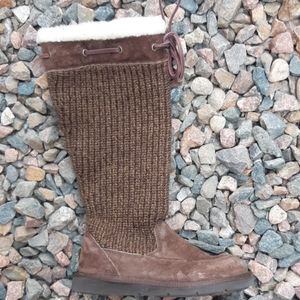 UGG tall knit sweater & leather brown boots sz 5